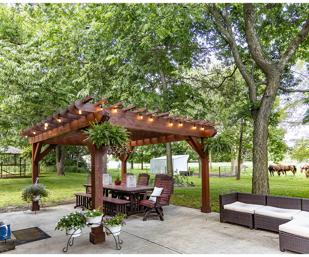 Shadelan Retreat Pergola